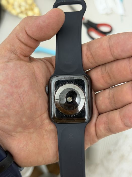 Iphone 11/128gb apple watch 5/44 продается