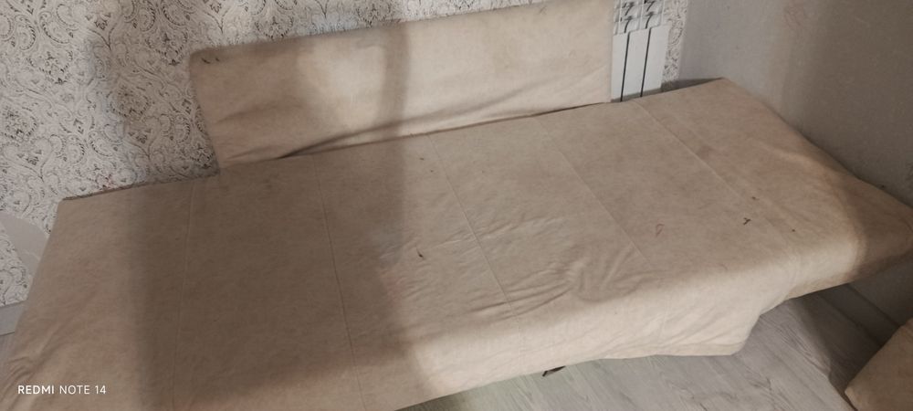 Срочно продам диван