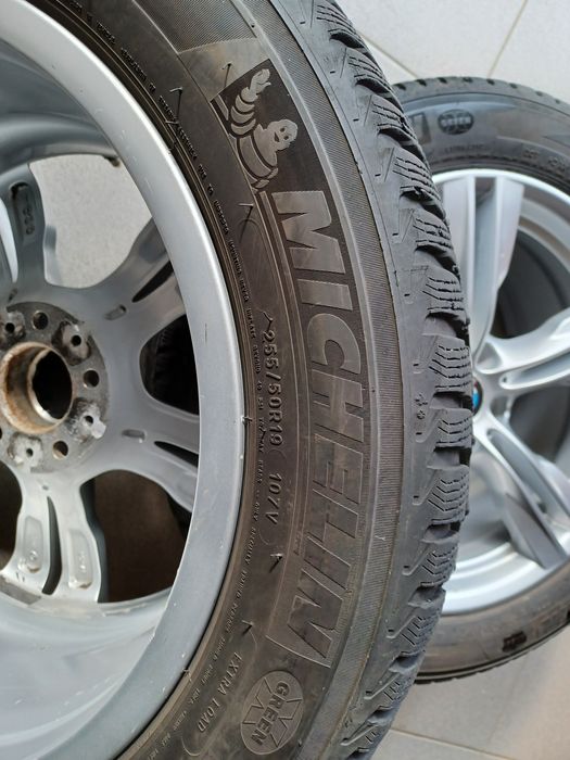 19-BMW X5.X6-F15.F16 Оригинални,зимни гуми 255.50.19
