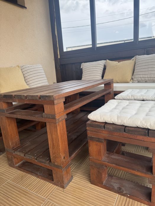 Градински сет от масивно дърво