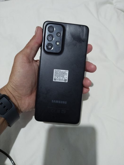 Самсунг А 33 телефон