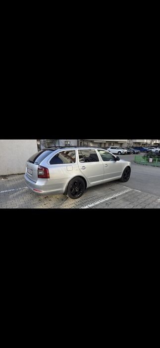 SKODA Octavia 2012 — imagine 4