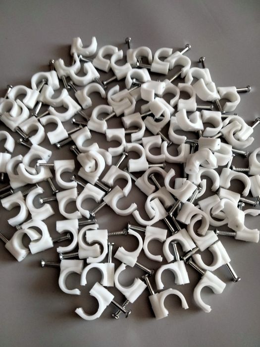 Держатели (скоба) для кабеля. 8 мм