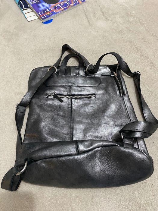 Дамска раница спортно елегантна