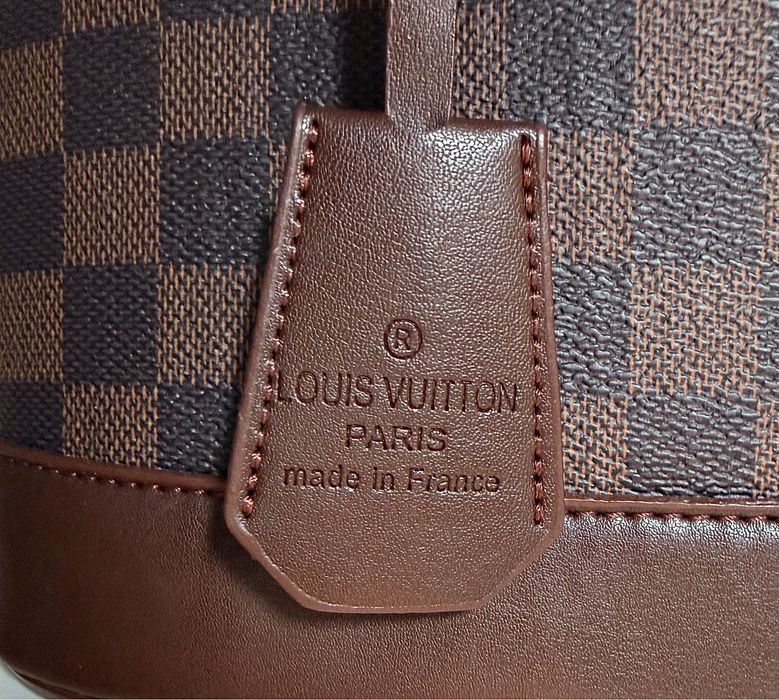 Geanta Louis Vuitton Alma