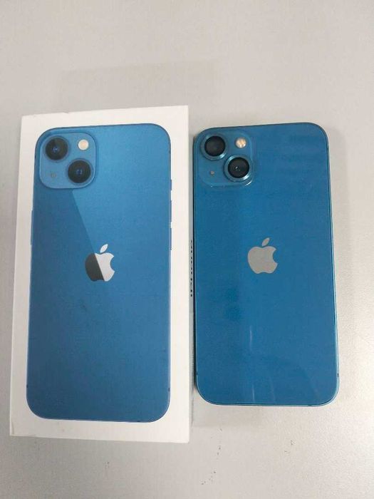 Apple  iPhone 13