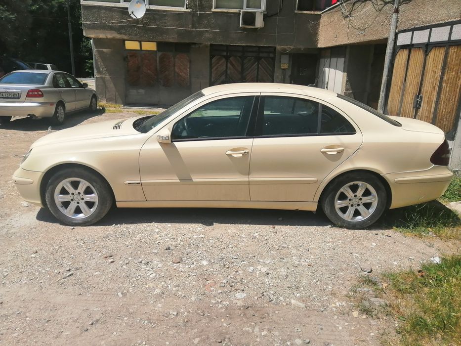 Продава мерцедес w 211 e 200 2.2cdi 122к на части. ИЗГОДНО