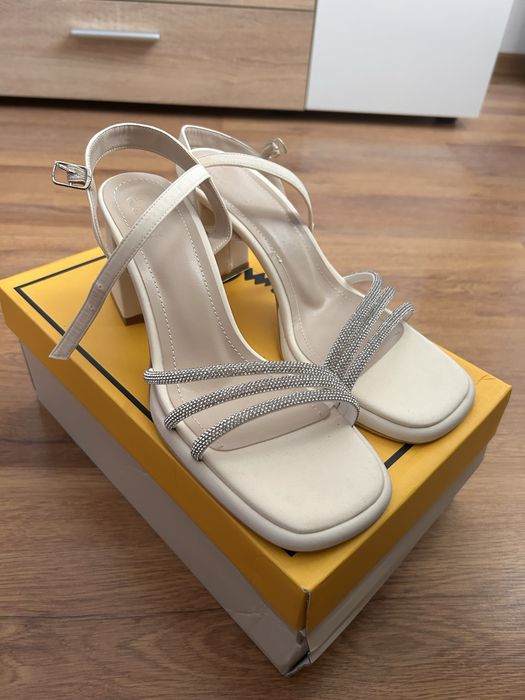 Елегантни токчета