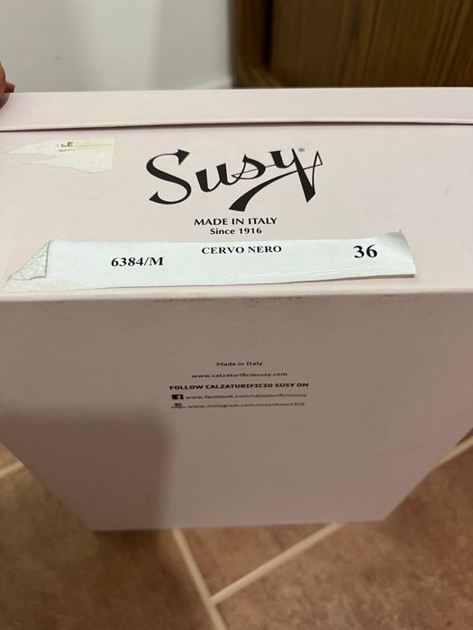 Женские зимние ботинки