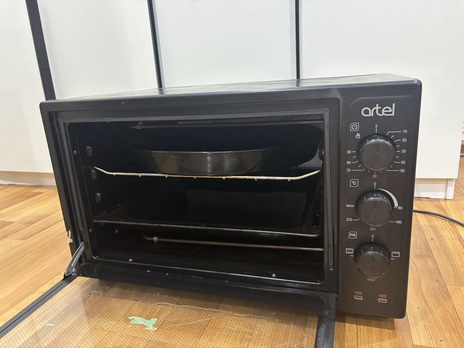 Духовка artel бу