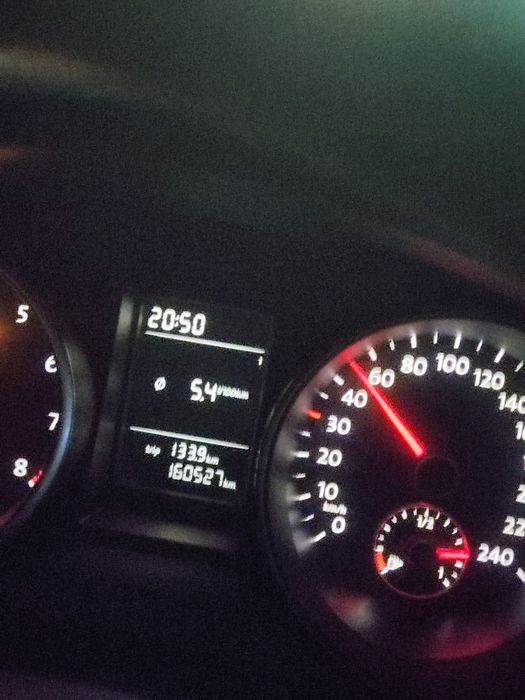 Vând ww golf 6 an 2010 preț fix