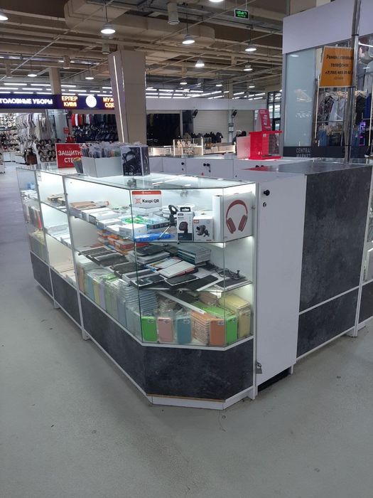 Продам ветрину остравок срочно