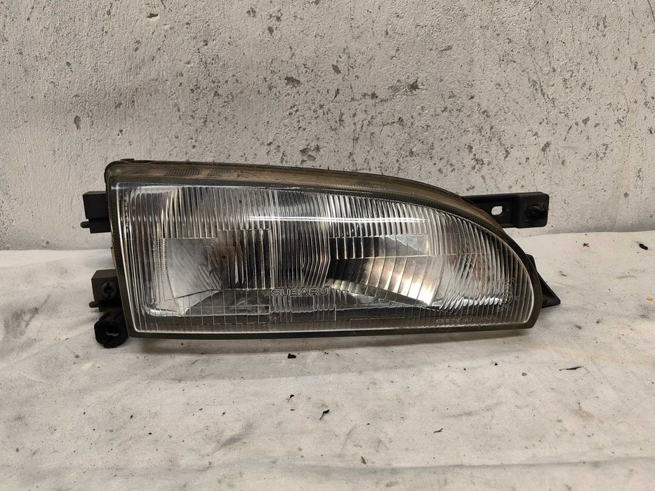 Оригинален фар Субару  Subaru Impreza 92-01