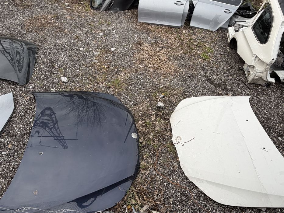 Преден капак бмв е60 е61