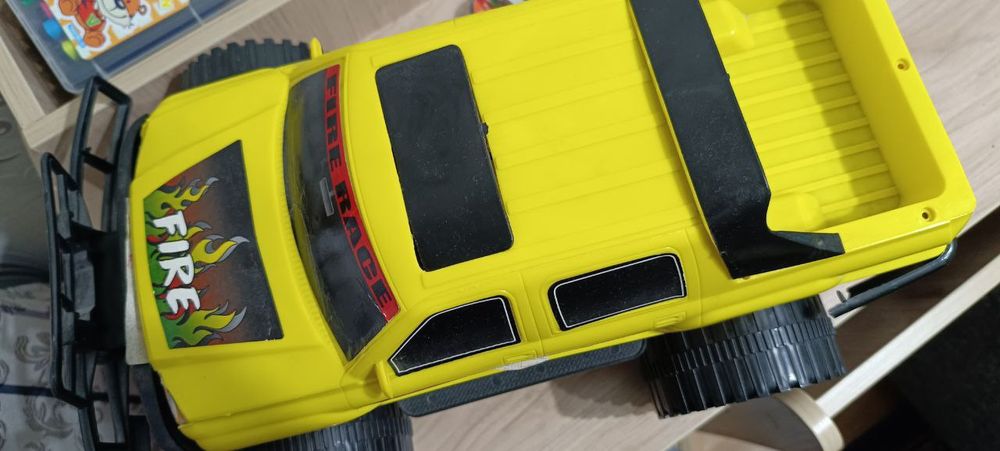 Разнообразные игрушки