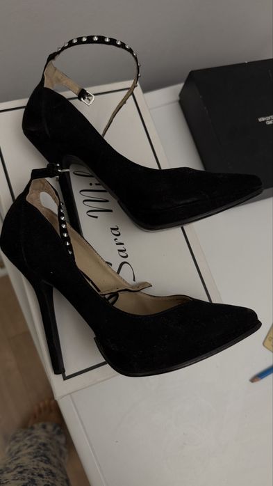 Продам черные туфли Zara на каблуке