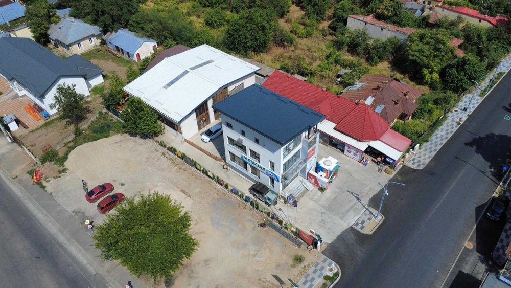 Inchiriere spatiu comercial