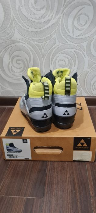 Ботинки для лыж fischer 37р