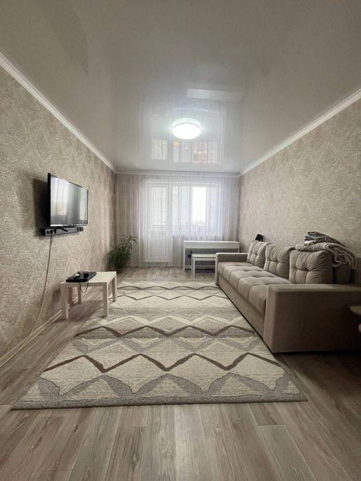 Продается 3 комн. Ашимова 217