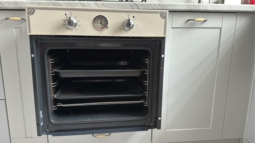 Electrolux Продам духовой шкаф