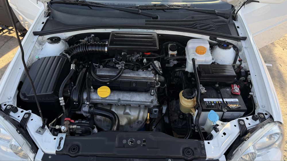 Lasetti 1.8 oq mexanika gazi bor