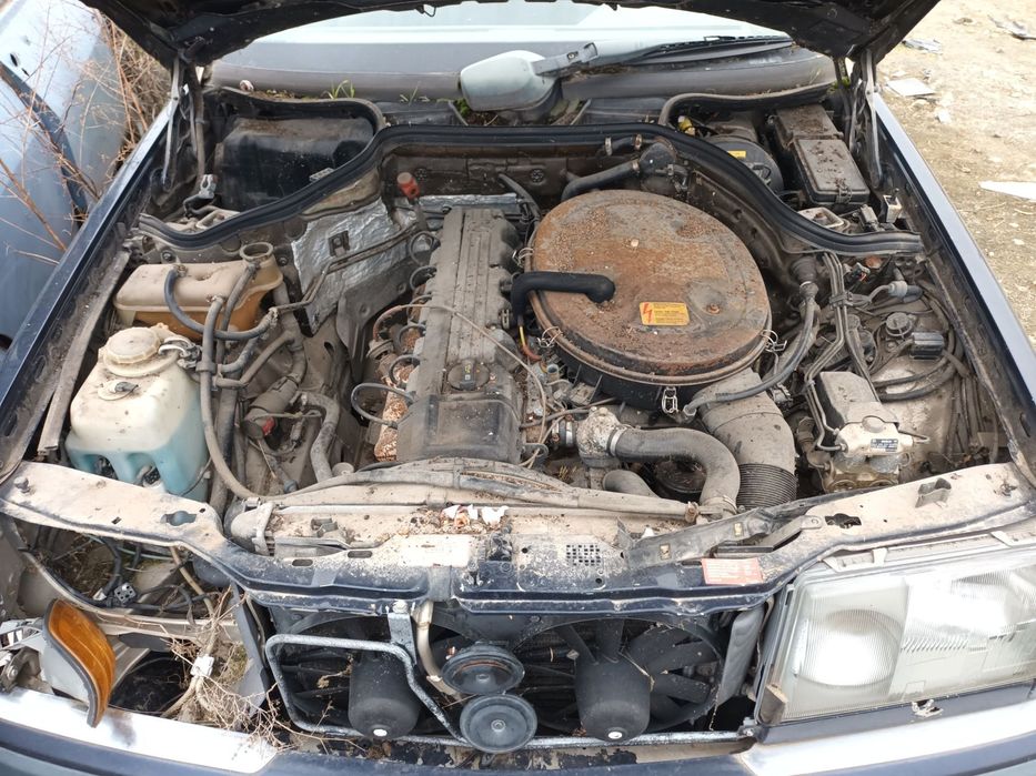 Dezmembrari  Mercedes-Benz W124  1993  > 1995 260E Benzina