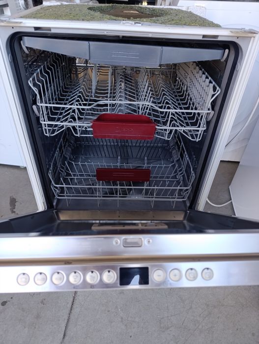 Съдомиялна за пълно вграждане Siemens 60см