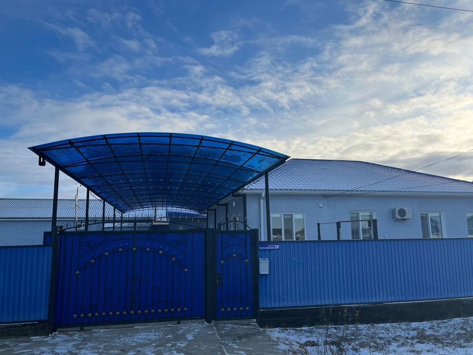 Современный дом с ремонтом и мебелью