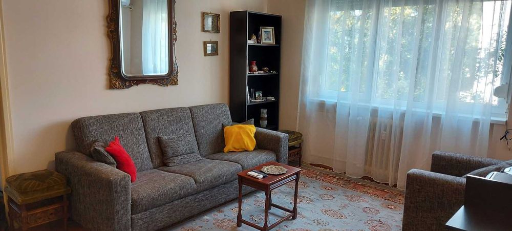 2 camere lângă Crinul Alb
