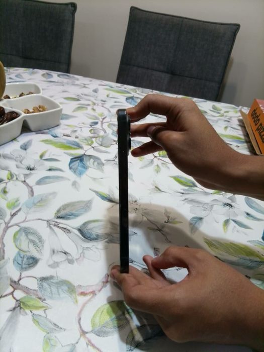 Продам айфон 14 про мах