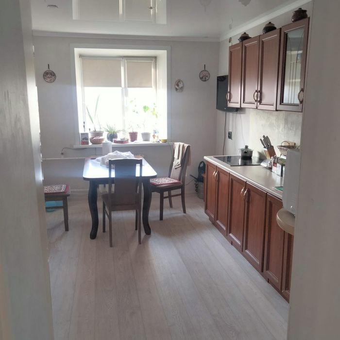 Продам 3 - ую квартиру