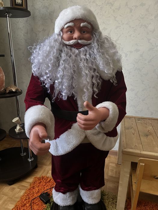 Дед Мороз танцующий