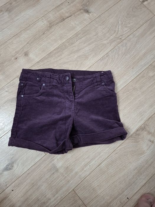 Pantaloni scurți raiați