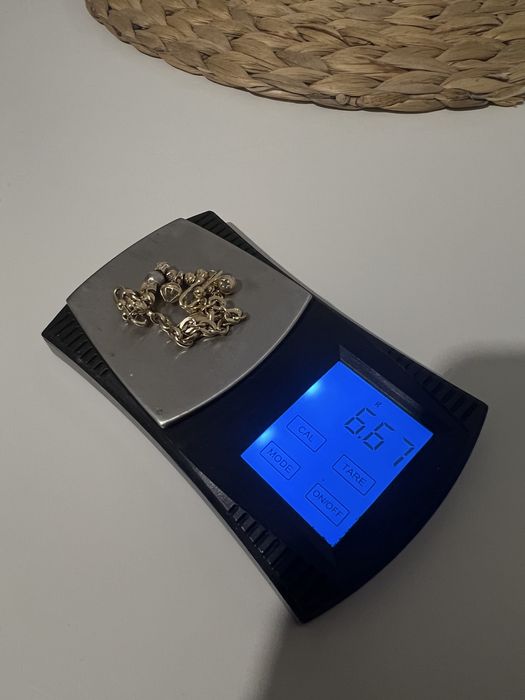 Bratara aur tip Pandora model deosebit 14k persoana fizica