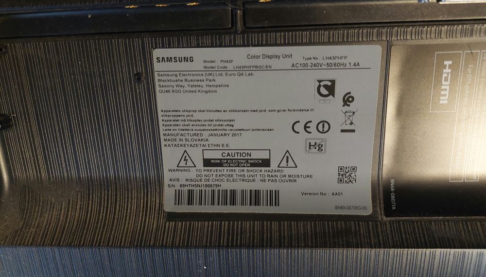 Panou TV publicitar Samsung