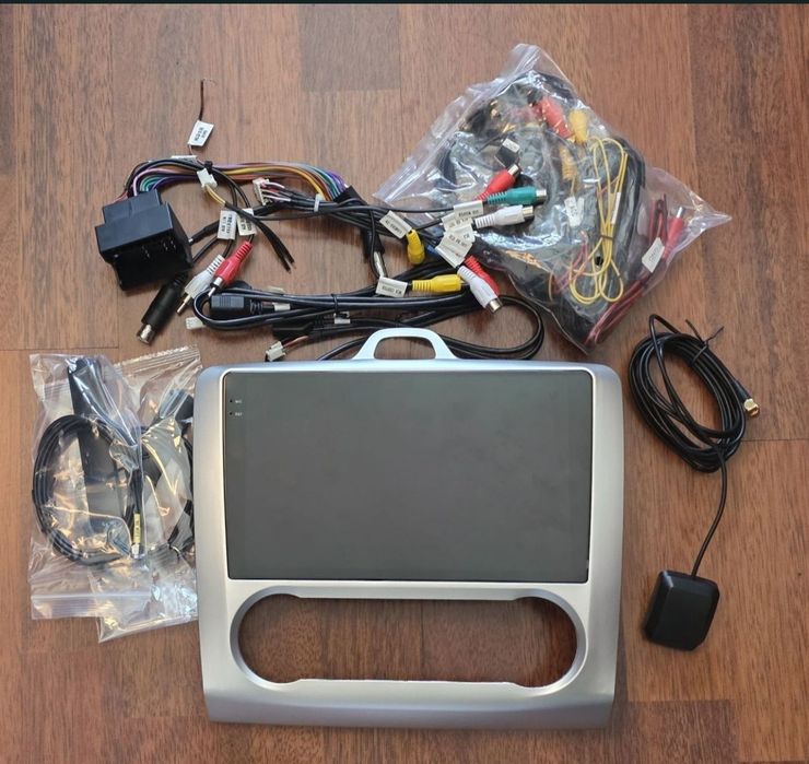 T'Eyes CC3 2K 6G ram 128GB ROM.