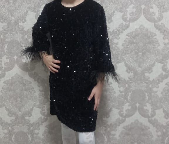 Продам платье девочку