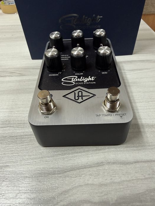 Продавам делей UNIVERSAL AUDIIO Echo station
