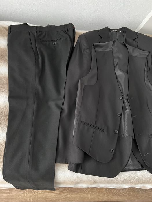 Costum barbati negru