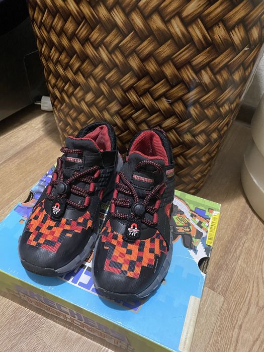 Продам детский кроссы