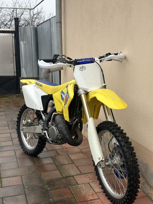 Suzuki rm 125 [honda,yamaha,ktm]