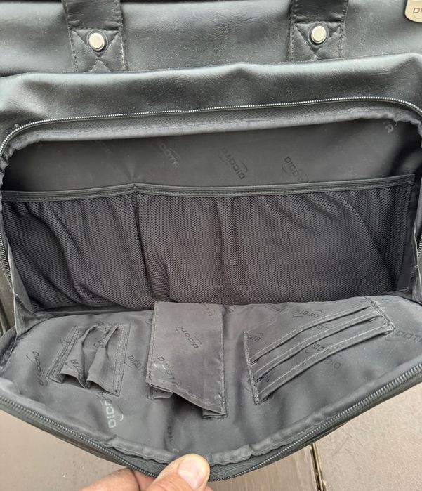 Сумка для ноутбука и поездок