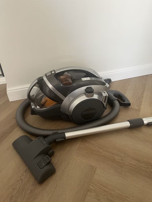 Пылесос LG compressor, 1800w