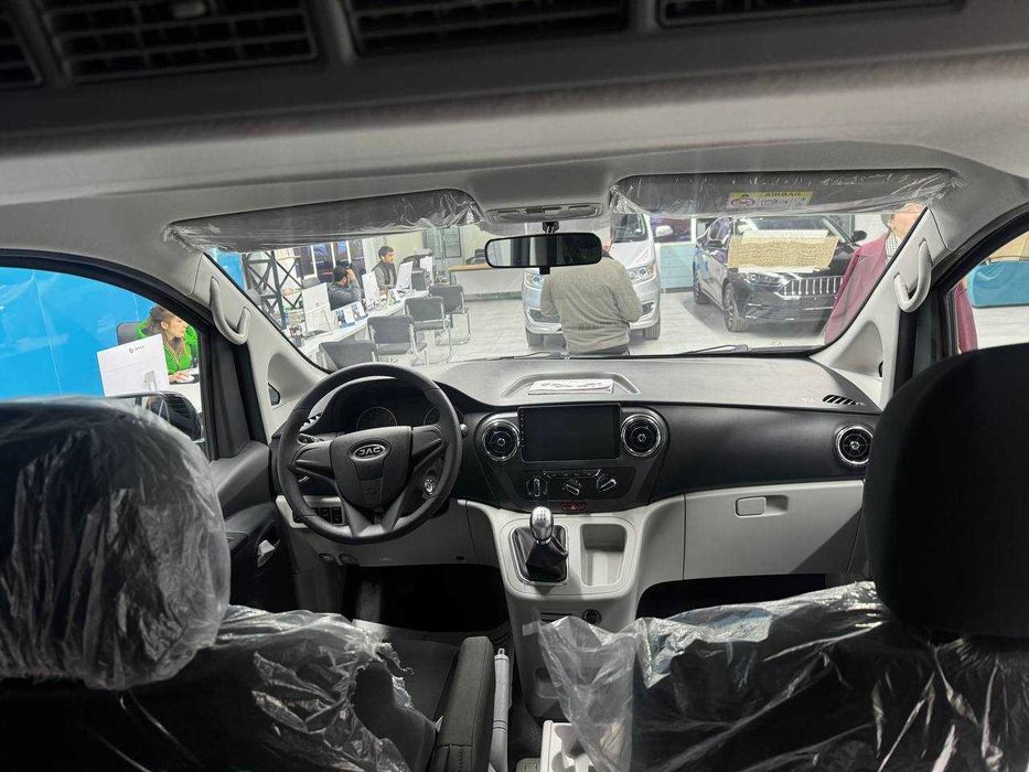 Jac M3 Luxe Rasrochka asosida Sotuvga tayyor