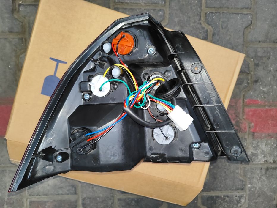 Задний фонарь RAVON