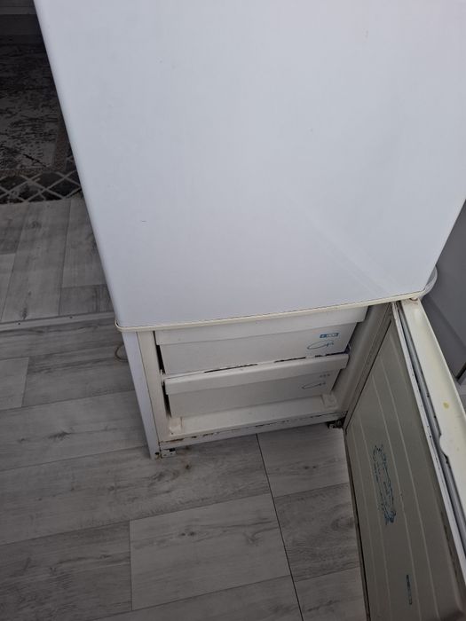 Холодильник Позис