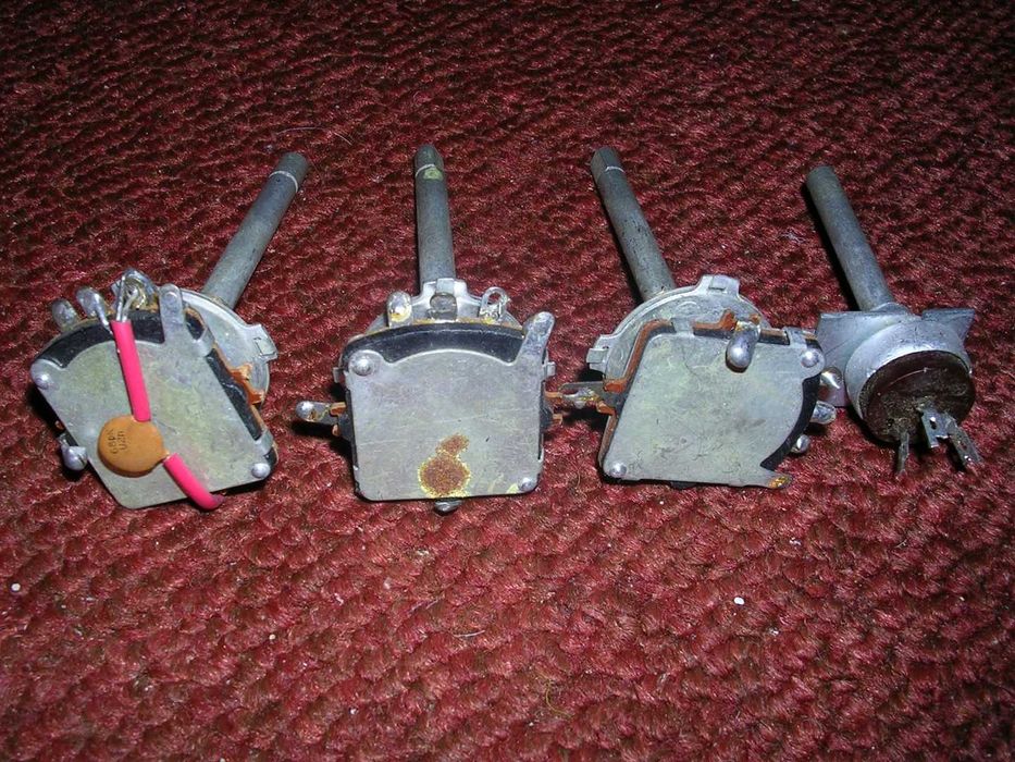 4 потенциометъра