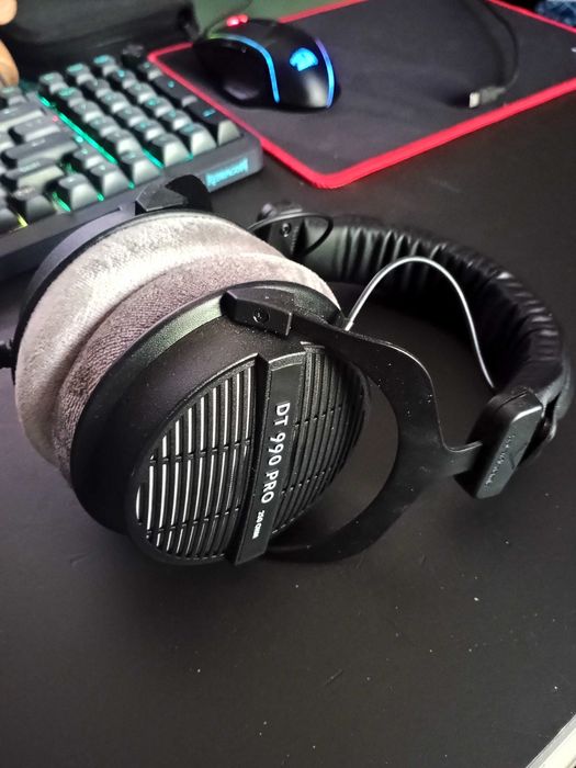 Слушалки - Beyerdynamic DT 990 PRO 250 Ohm