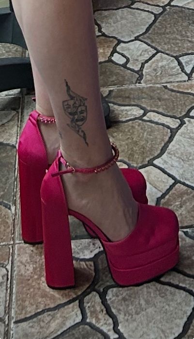 Високи токчета- розови