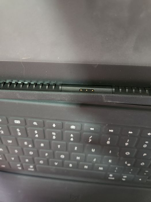 Клавиатура за iPad 7,8,9/10.2 инча